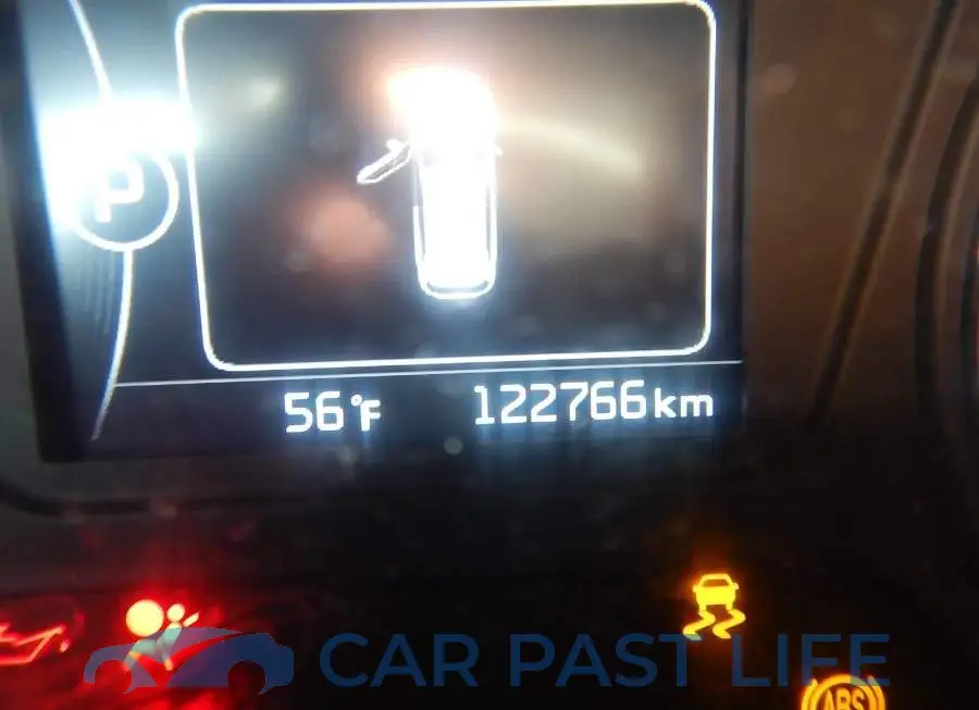 5XYPGDA39GG102847# 8