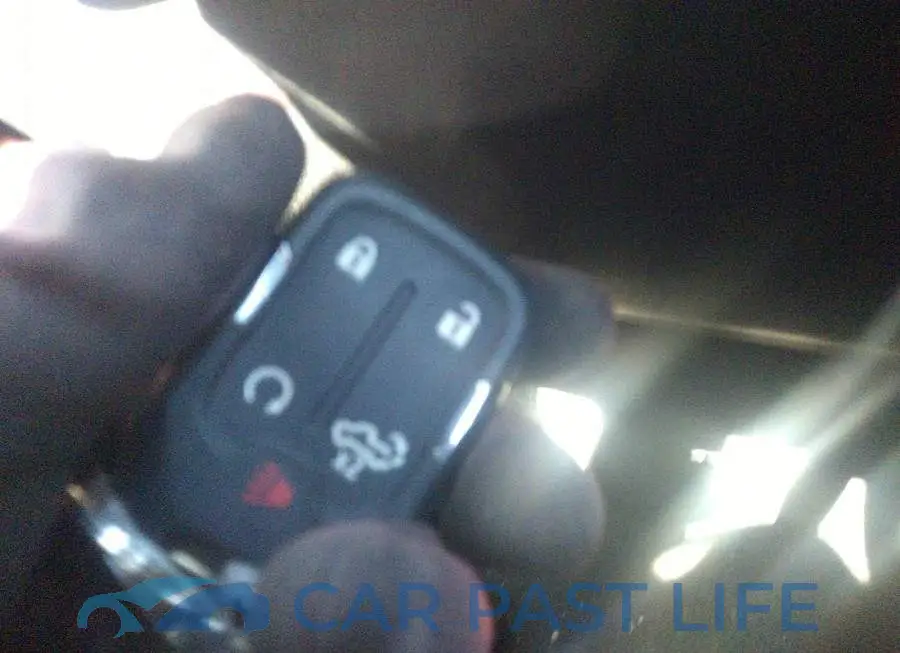 1GT49PE77NF223971# 11