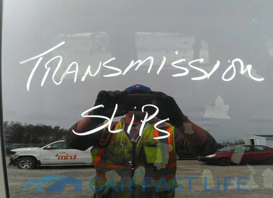2C4RC1BG6FR716270# 6