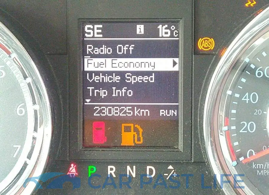 2C4RC1BG6FR716270# 7