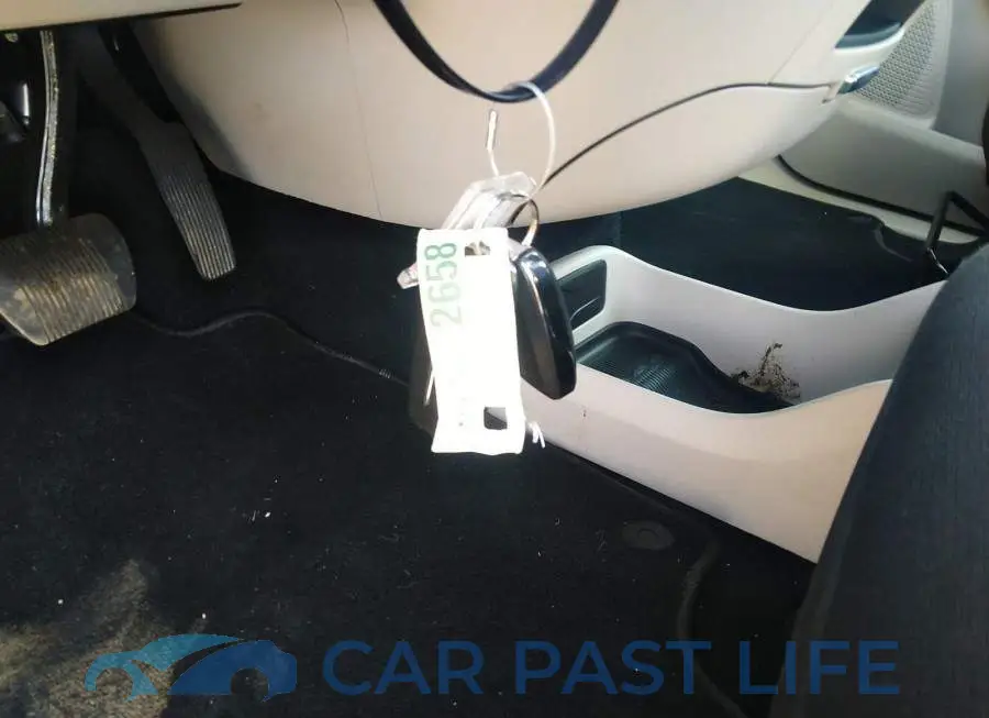 2C4RC1ZG9NR217600# 11