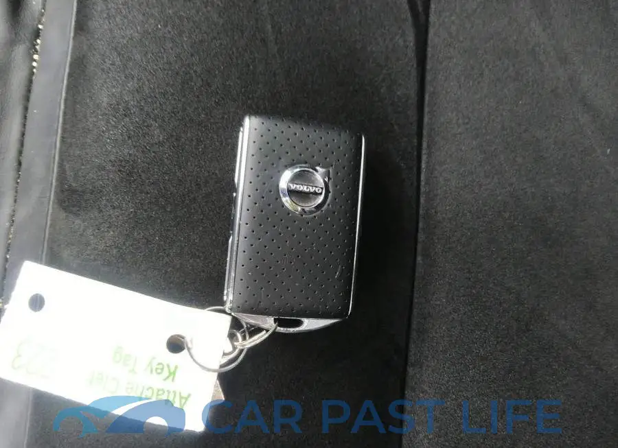 YV4A22RM3K1240668# 11