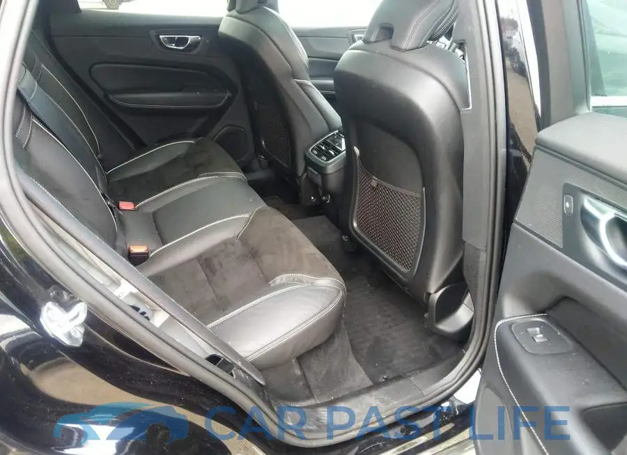 YV4A22RM3K1240668# 8