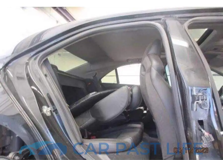 1G6AH5RX0H0207934# 5