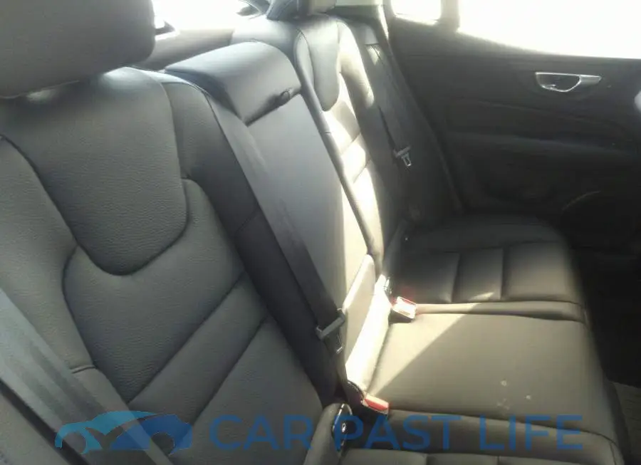 7JRL12TL9RG280759# 8