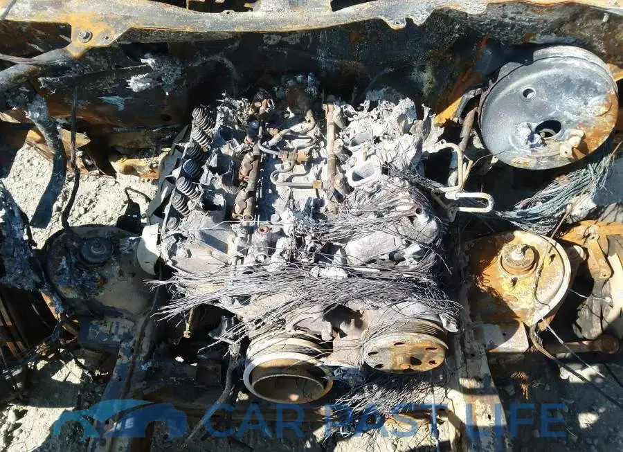 3GTU2WEC8FG382400# 10
