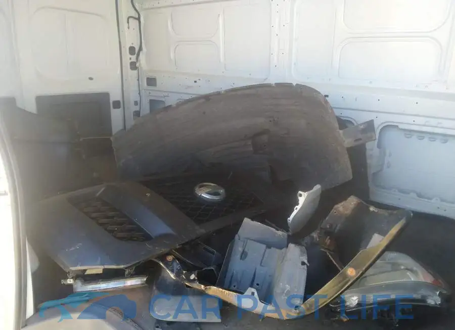 1N6BF0LY3KN801565# 12