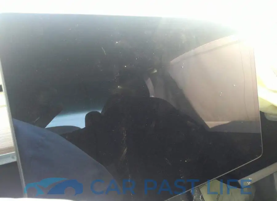 5YJ3E1EB8NF111712# 7