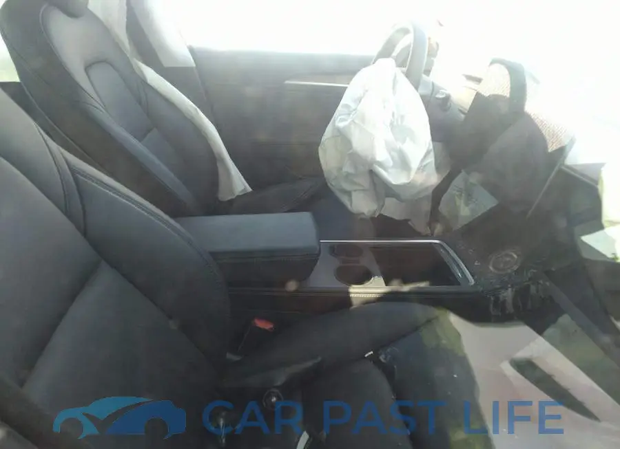 5YJ3E1EB8NF111712# 5