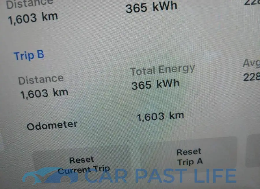 7SAXCBE5XPF404637# 7