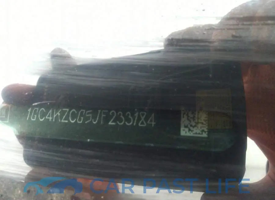 1GC4KZCG5JF233184# 9