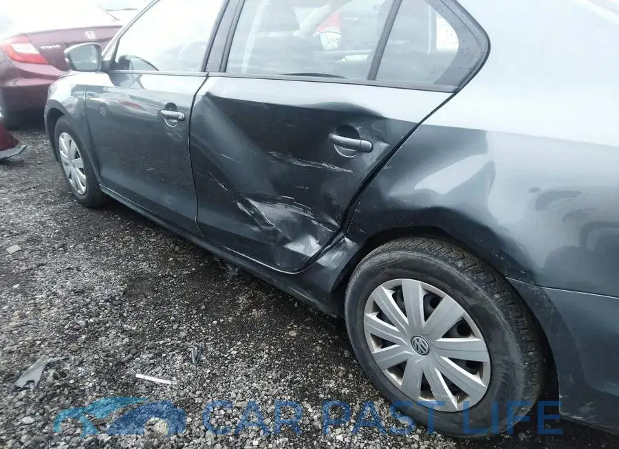 3VW267AJ4GM395103# 6