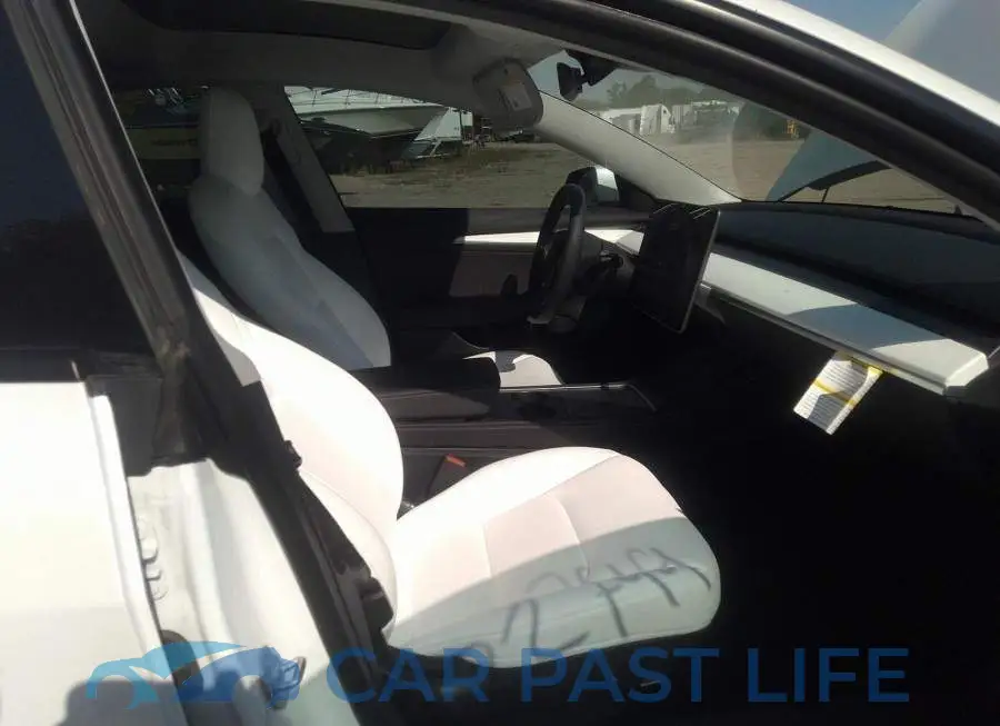 5YJ3E1EB2NF319472# 5