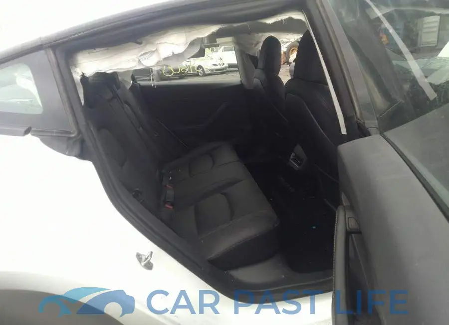 5YJ3E1EB6NF354600# 8
