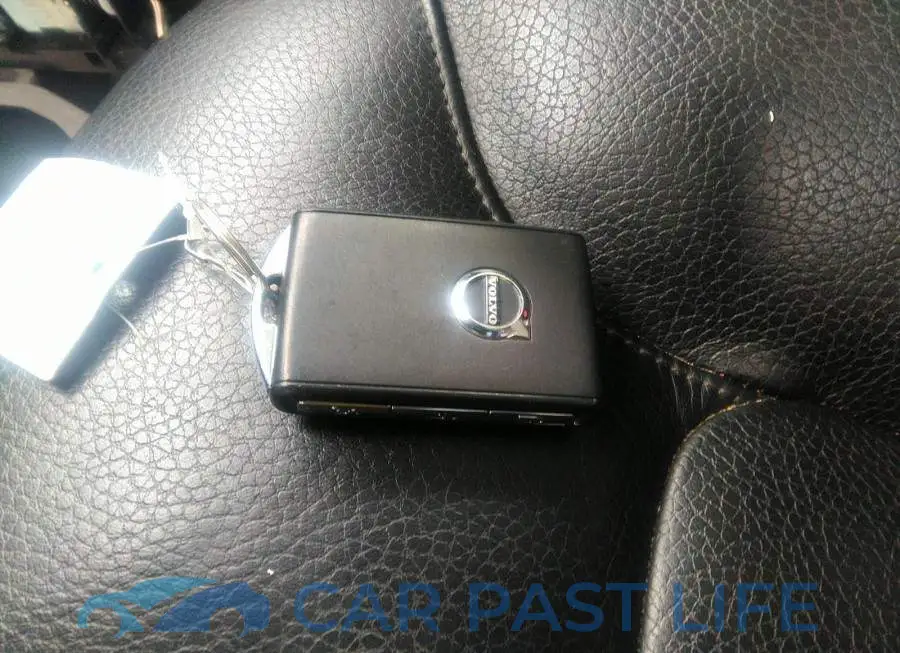 YV4A22PK5G1035751# 11