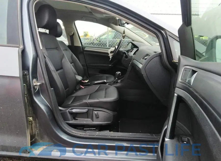 3VW217AUXHM069056# 5