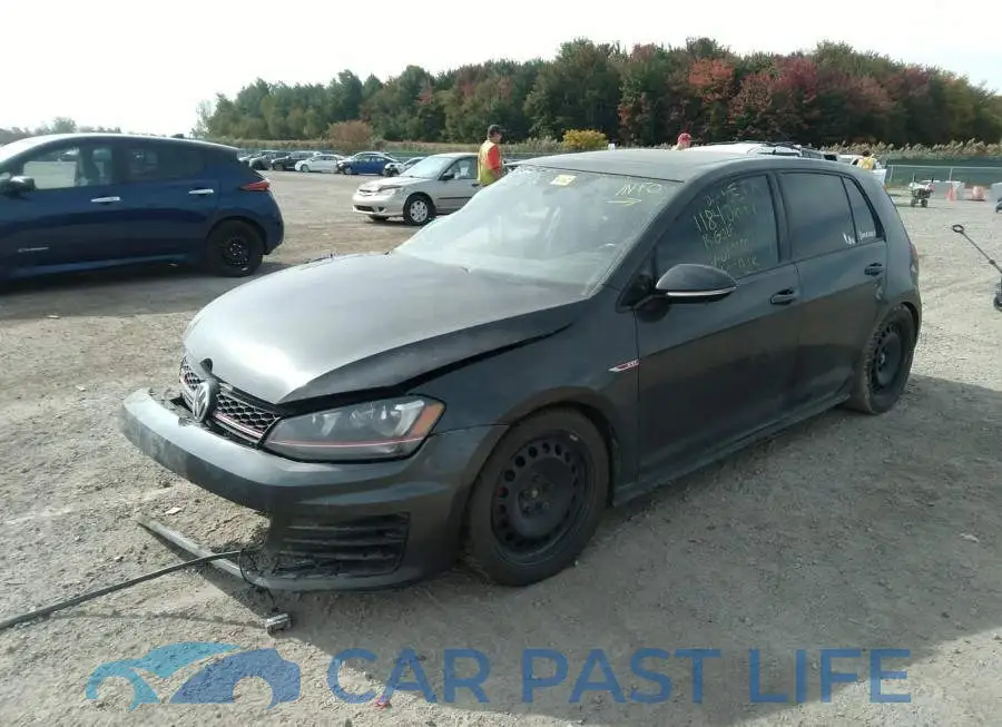 3VW5T7AU4FM089355# 2