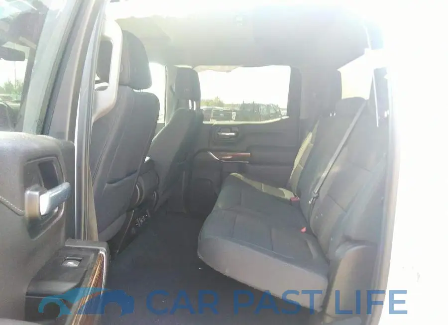 1GTU9BED1KZ329786# 8