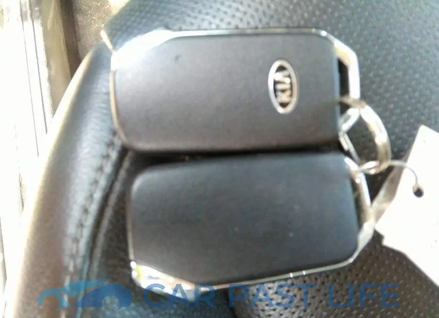 KNDJ33AUXL7086945# 11