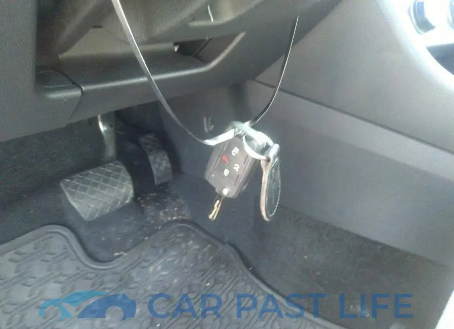 3VWCB7BU6LM076501# 11