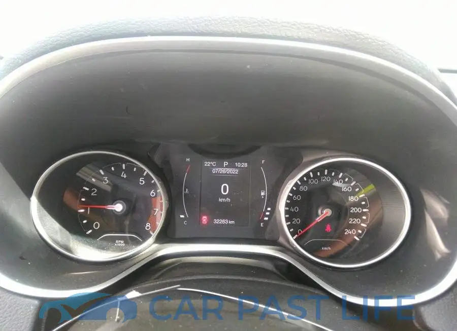 3C4NJCAB1JT346177# 7