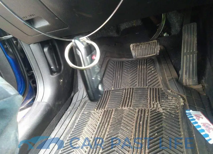 3KPFL4A85JE203617# 11