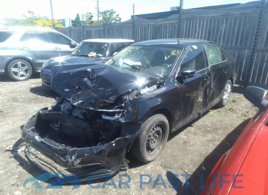 3VW2B7AJ2HM215484# 6