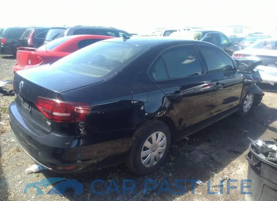 3VW2B7AJ2HM215484# 4