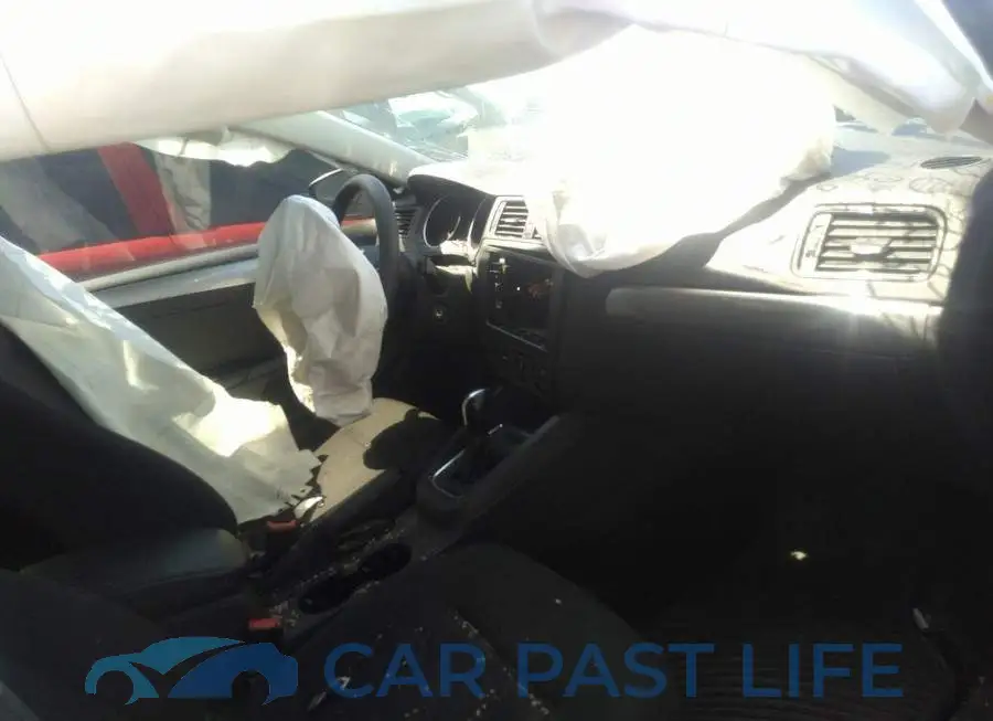 3VW2B7AJ2HM215484# 5