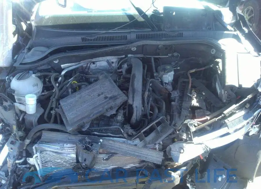 3VW2B7AJ2HM215484# 10