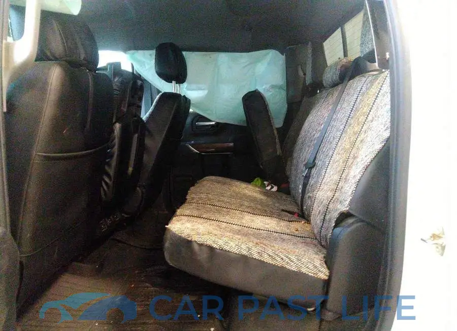 3GTU9BED5MG158317# 8