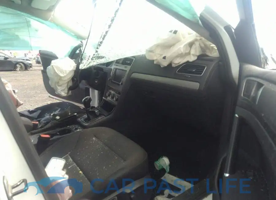 3VW217AUXGM031924# 5