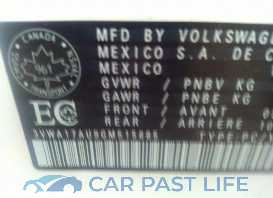 3VWA17AU9GM515885# 9