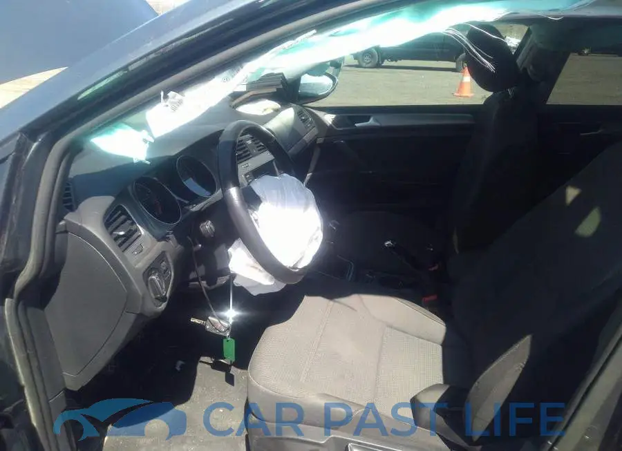 3VW117AU5GM027078# 5