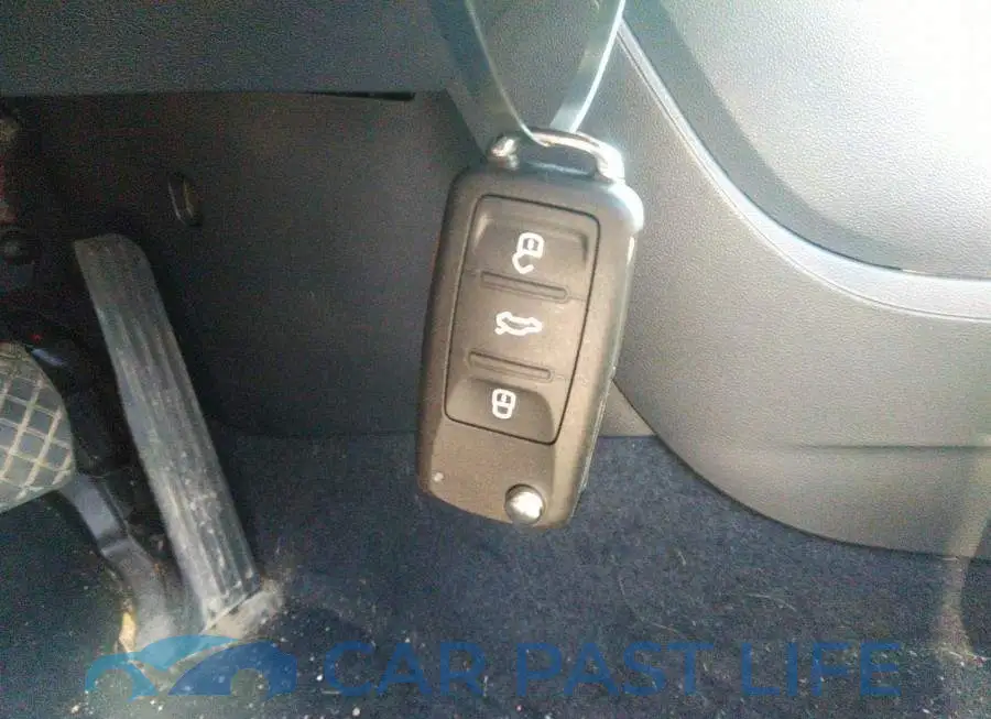 3VWJ07AT6GM600872# 11