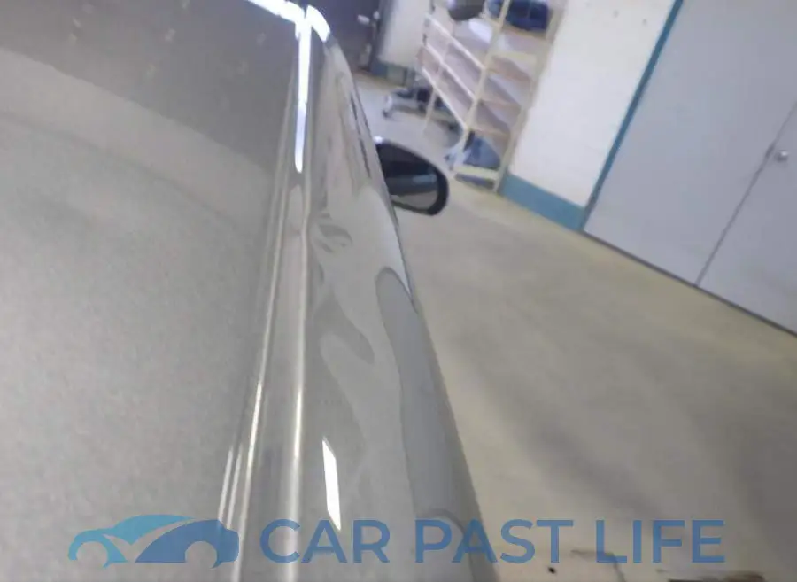 1C4PJLAB9FW720271# 11
