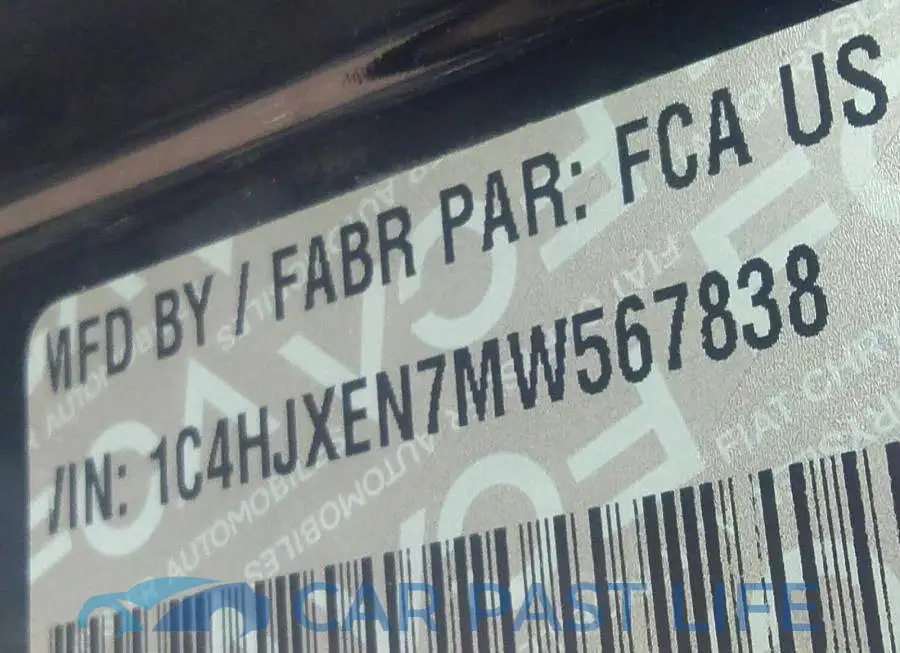 1C4HJXEN7MW567838# 9