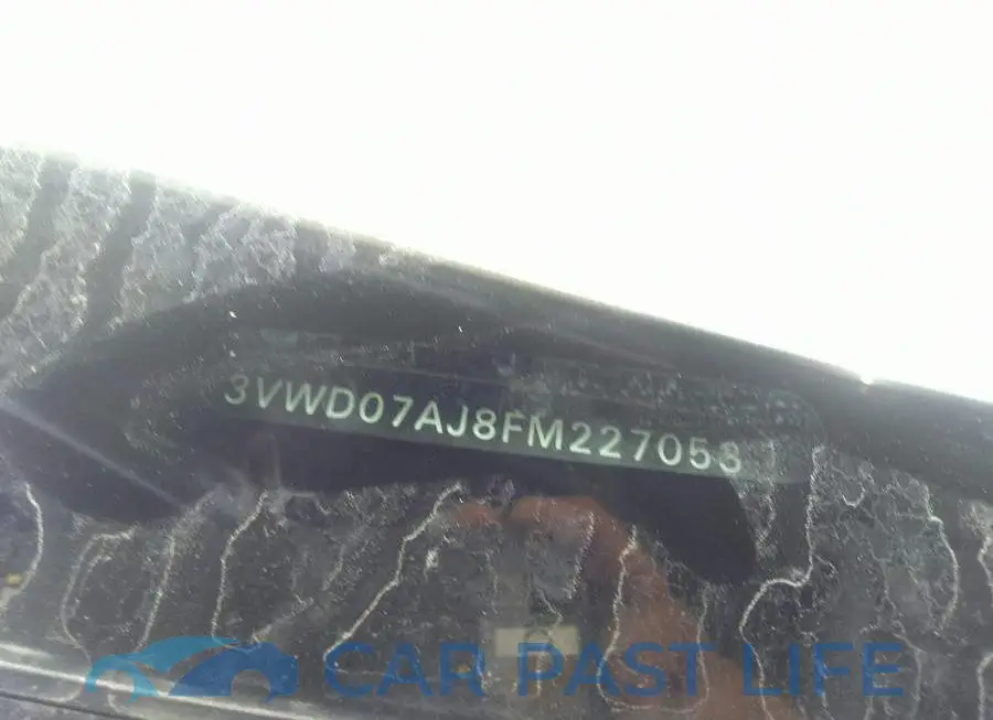 3VWD07AJ8FM227053# 9
