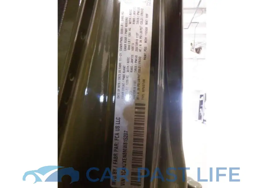 1C4HJXEN8MW815207# 9