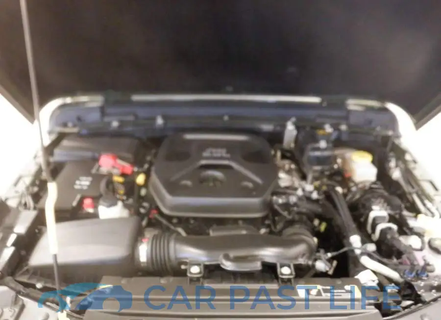 1C4HJXEN8MW815207# 10