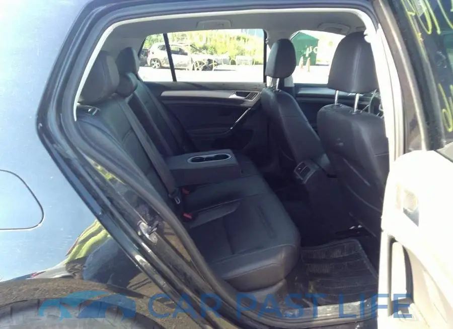 3VW117AU6FM027346# 8