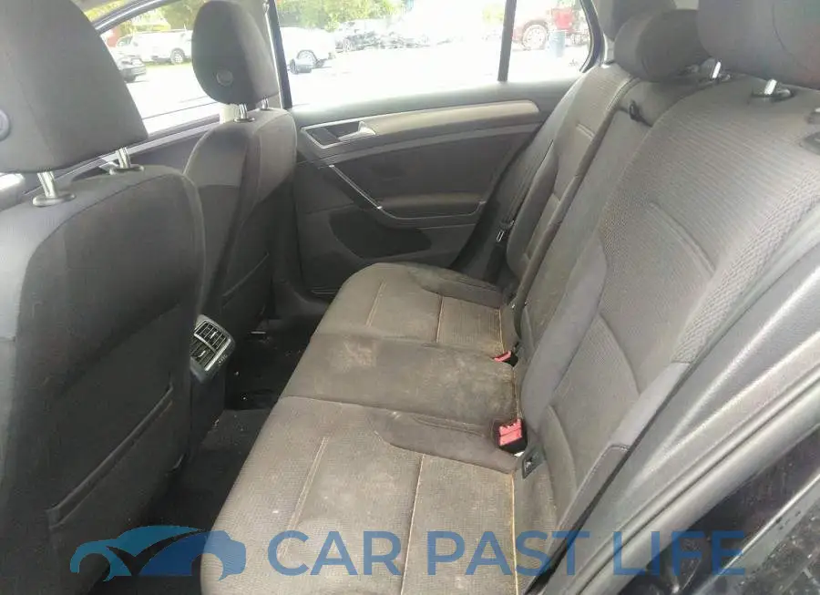 3VW117AU9GM048810# 8