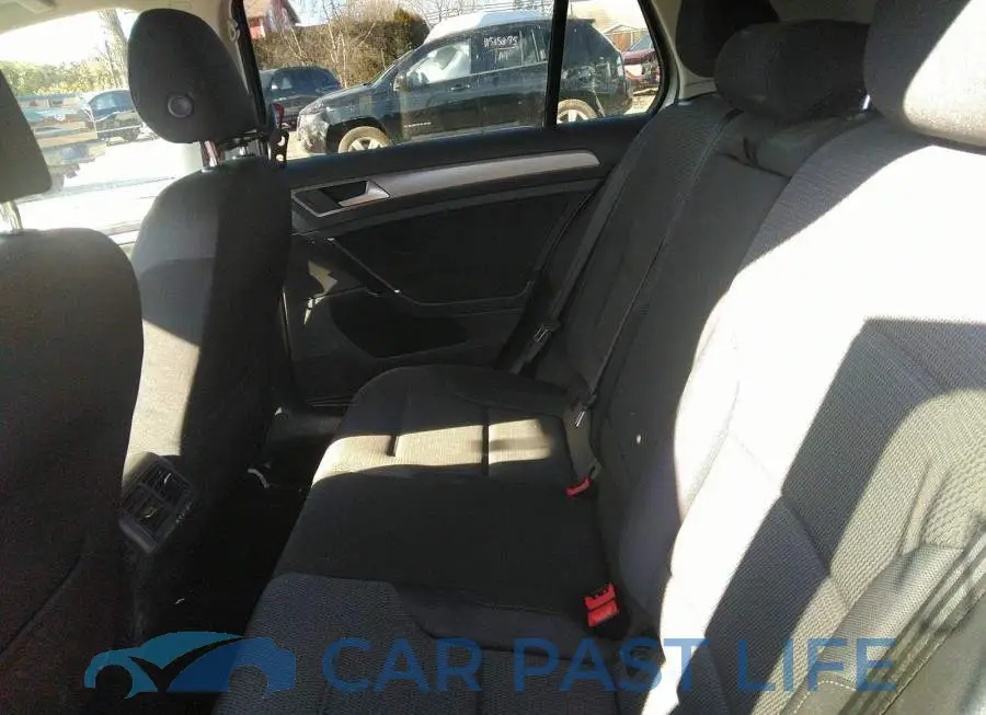 3VW117AU6FM064283# 8