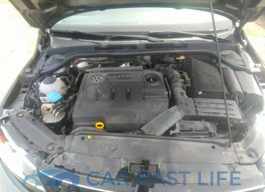 3VWDA7AJ9FM247440# 10