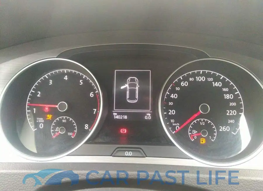 3VW117AU9FM074824# 7