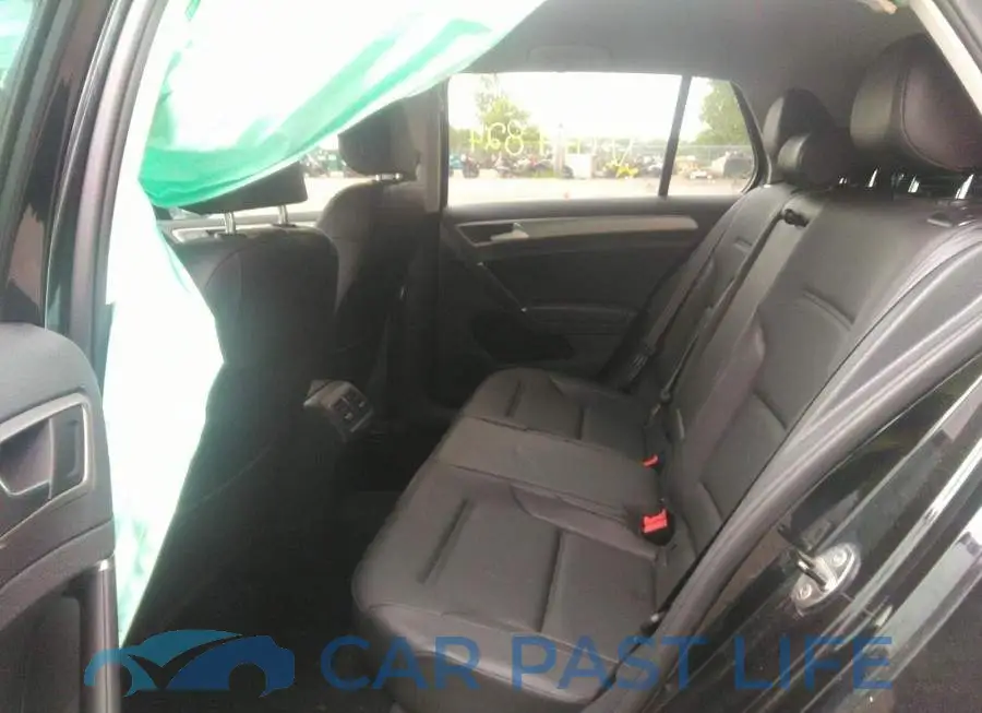 3VW117AU9FM074824# 8