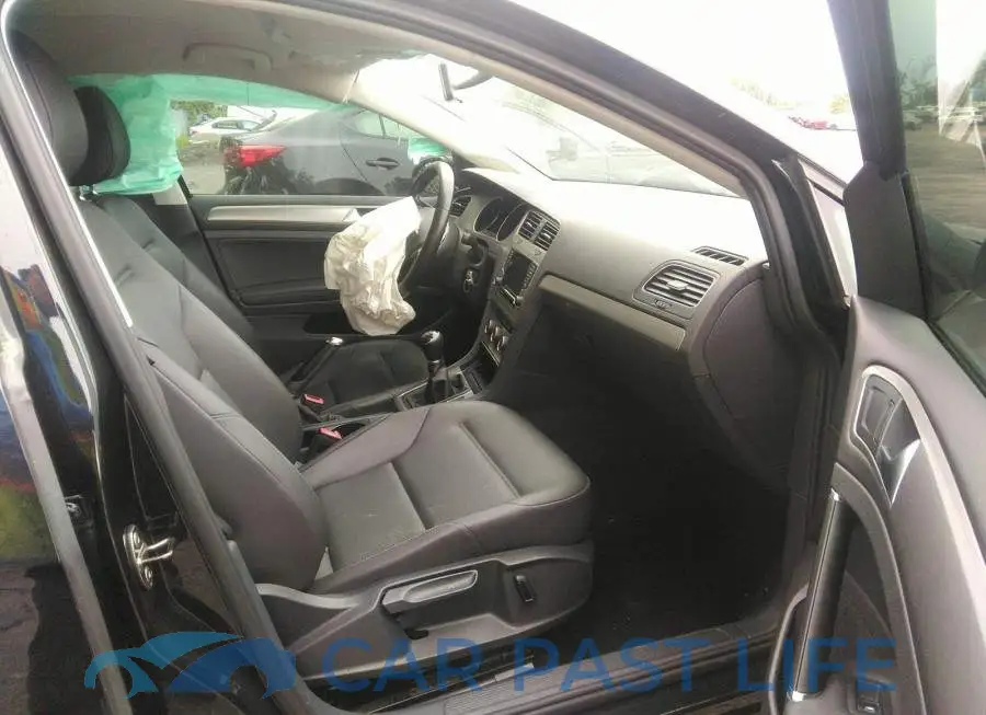 3VW117AU9FM074824# 5
