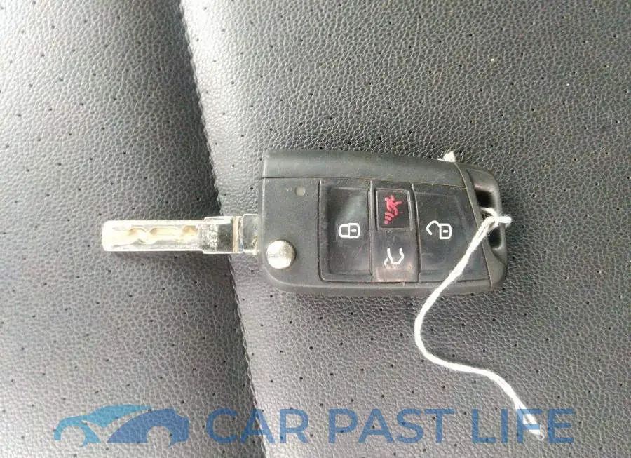 3VW117AU9FM074824# 11