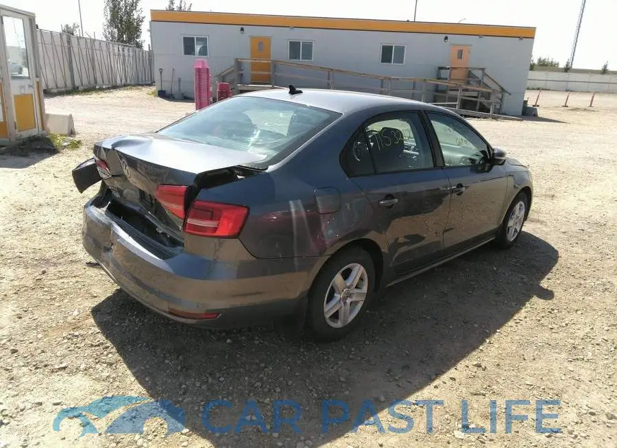 3VWD07AJ9FM424166# 4