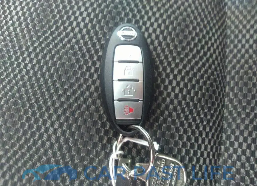 JN1BJ1CP3JW181617# 11